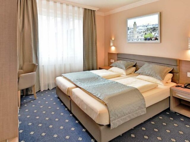 St.Joseph Hotel Hamburg - Reeperbahn St.Pauli Kiez ***