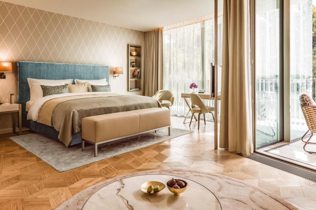 The Fontenay *****