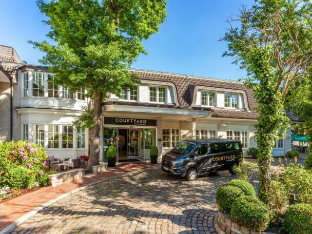 Courtyard by Marriott Hamburg Airport ****