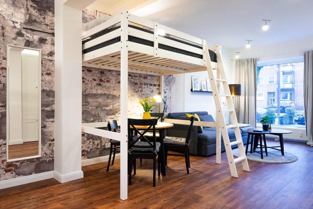 Shabby Chic Apartment in ideal Location